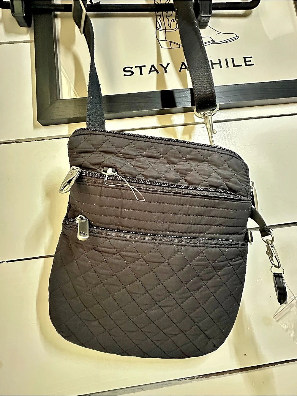 Travelon Quilted Crossbody in Black Like New